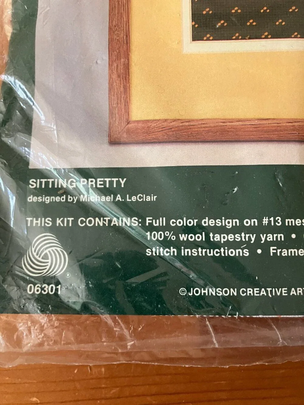 Vintage ELSA WILLIAMS Needlepoint Sitting pretty kit (# 06301)Size 9x12 in. New
